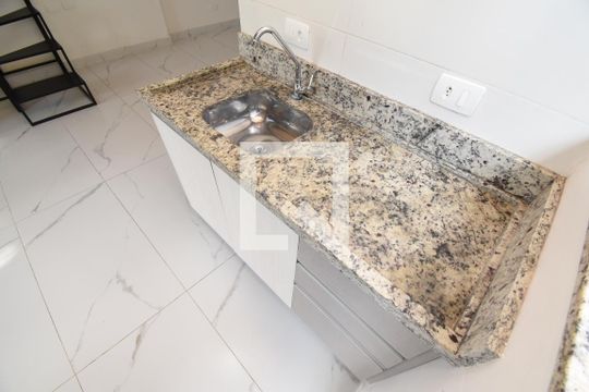 Sala/Cozinha do Loft de kitnet/studio à venda com 1 quarto, 45m² em Jardim das Américas, Curitiba