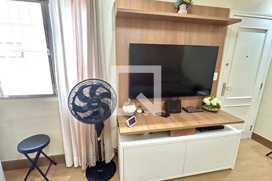 Sala de apartamento à venda com 3 quartos, 89m² em Jardim Santa Mena, Guarulhos