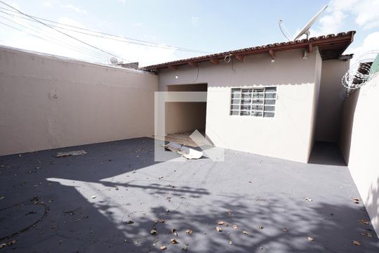 Casa à venda com 3 quartos, 100m² em Jardim Atlantico, Goiânia