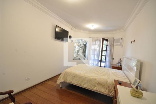 Suíte Master de casa à venda com 4 quartos, 900m² em Tremembé, São Paulo
