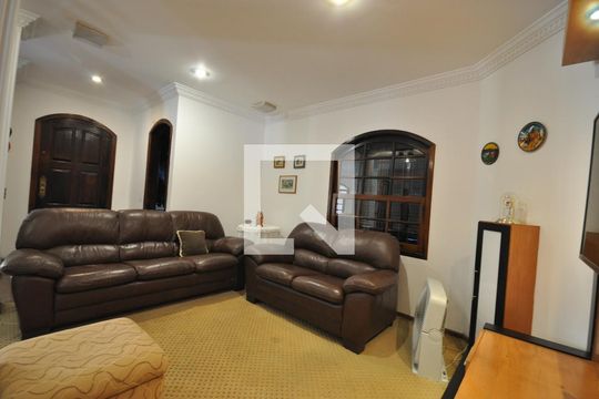 Sala de TV de casa à venda com 4 quartos, 900m² em Tremembé, São Paulo