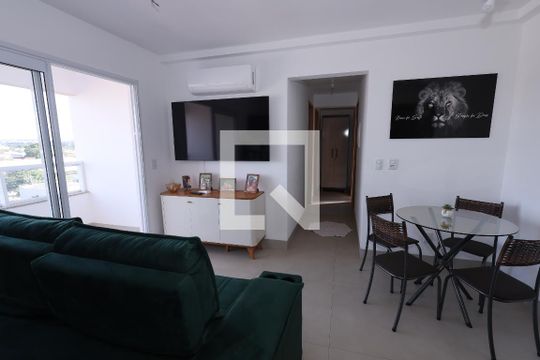 Apartamento para alugar com 3 quartos, 90m² em Vila Lucy, Goiânia