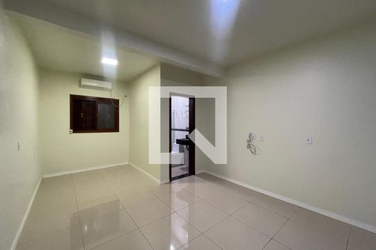Kitnet/Studio para alugar com 1 quarto, 20m² em Vila Nova, Novo Hamburgo