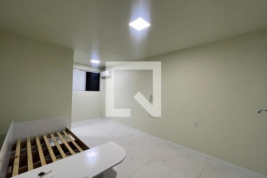 Kitnet/Studio para alugar com 1 quarto, 18m² em Vila Nova, Novo Hamburgo