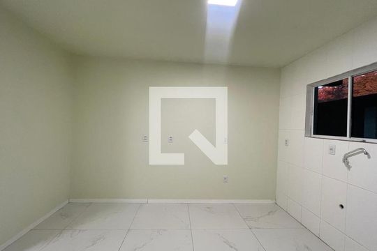 Kitnet/Studio para alugar com 1 quarto, 18m² em Vila Nova, Novo Hamburgo