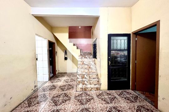 Casa à venda com 3 quartos, 245m² em Jaqueline, Belo Horizonte
