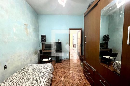 Casa à venda com 3 quartos, 245m² em Jaqueline, Belo Horizonte