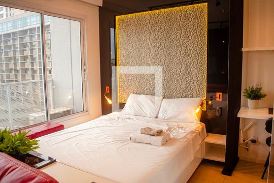 Apartamento para alugar com 1 quarto, 37m² em Jardim Goiás, Goiânia