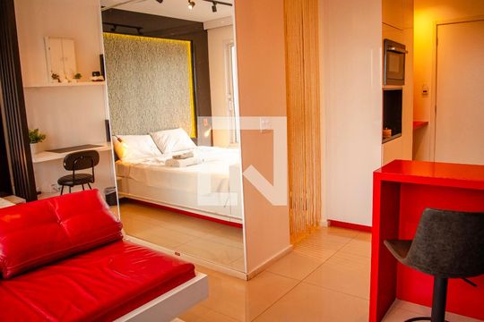 Apartamento para alugar com 1 quarto, 37m² em Jardim Goiás, Goiânia