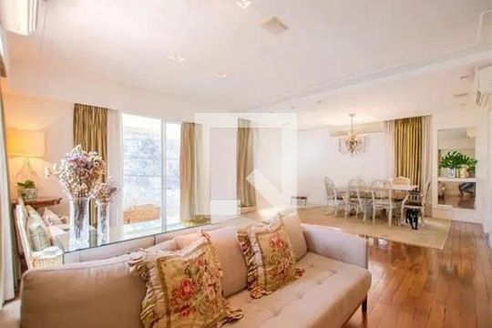 Sala de apartamento para alugar com 4 quartos, 214m² em Indianópolis, São Paulo