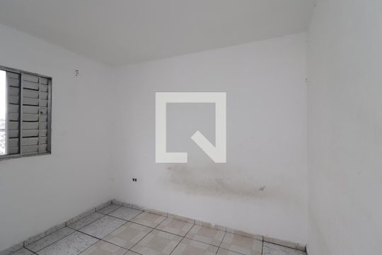 Quarto 1 de casa para alugar com 2 quartos, 49m² em Jardim das Camelias, São Paulo