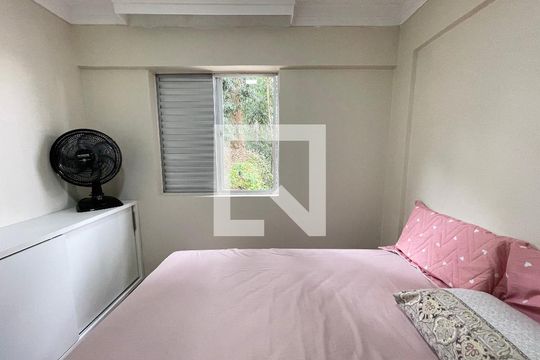 Quarto 1 de apartamento à venda com 3 quartos, 69m² em Jardim Pinheiros, São Paulo