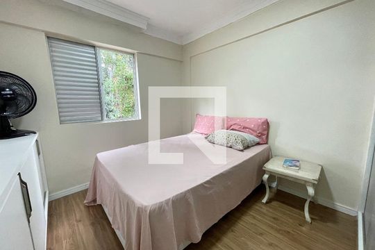 Quarto 1 de apartamento à venda com 3 quartos, 69m² em Jardim Pinheiros, São Paulo