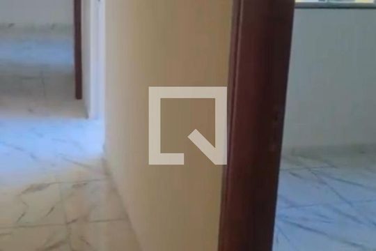 Quarto de casa de condomínio para alugar com 2 quartos, 51m² em Jardim Eucaliptos, Sorocaba