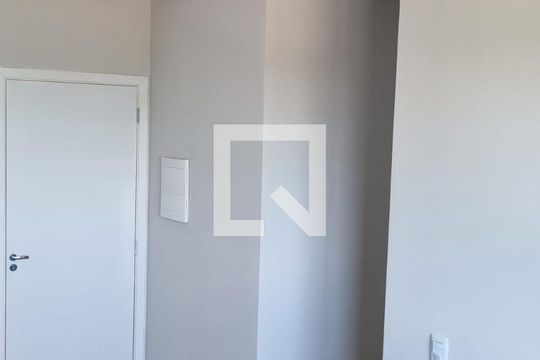 Sala de apartamento para alugar com 2 quartos, 43m² em Jardim Ibirapuera, Campinas