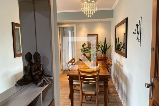 Sala de apartamento à venda com 3 quartos, 83m² em Santana, Porto Alegre