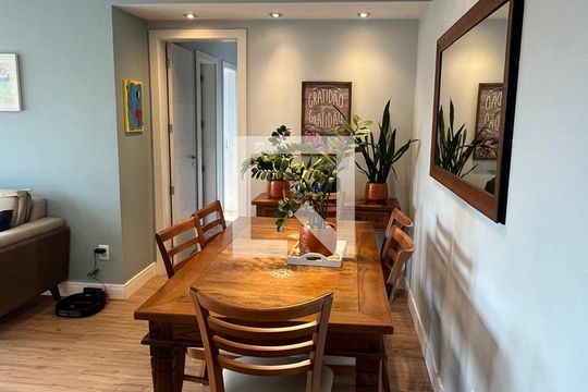 Sala de apartamento à venda com 3 quartos, 83m² em Santana, Porto Alegre