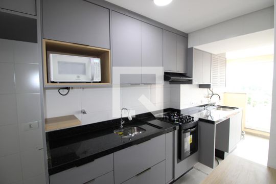 Sala / Cozinha de apartamento para alugar com 2 quartos, 60m² em Vila Jacuí, São Paulo
