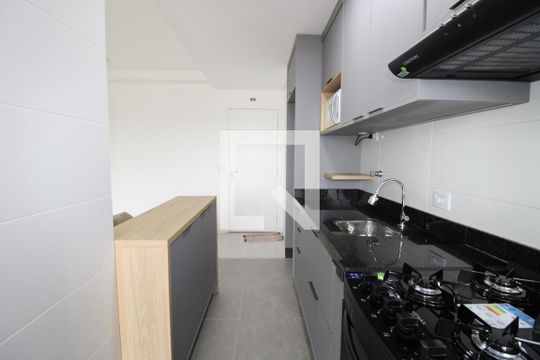 Sala / Cozinha de apartamento para alugar com 2 quartos, 60m² em Vila Jacuí, São Paulo