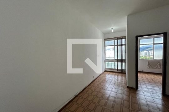 Sala de apartamento para alugar com 2 quartos, 49m² em Todos Os Santos, Rio de Janeiro