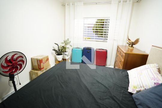 Casa à venda com 4 quartos, 300m² em Jardim Presidente, Goiânia