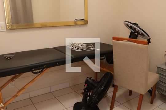 Quarto 1 de apartamento para alugar com 3 quartos, 70m² em Vila Sao Luiz, Goiânia