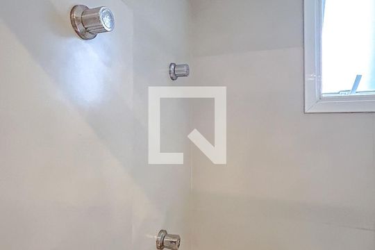 Banheiro de apartamento à venda com 3 quartos, 220m² em Tatuapé, São Paulo