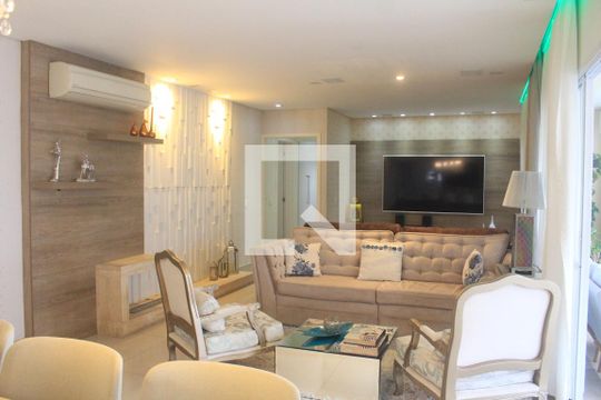 Sala de apartamento para alugar com 3 quartos, 179m² em Cerâmica, São Caetano do Sul