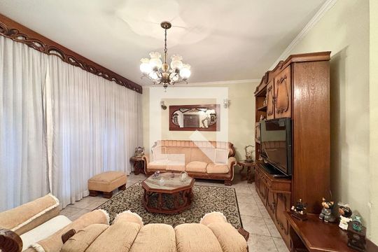 Sala de casa à venda com 6 quartos, 253m² em Vila Pereira Barreto, São Paulo