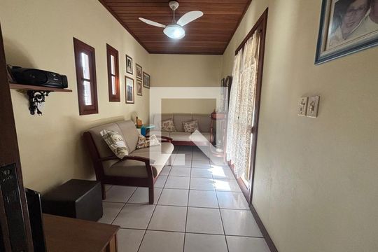 Casa para alugar com 3 quartos, 517m² em Ideal, Novo Hamburgo