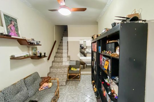 Sala de casa à venda com 2 quartos, 120m² em Vila Santo Henrique, São Paulo