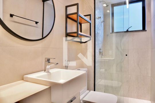 Banheiro Social de apartamento à venda com 2 quartos, 145m² em Lourdes, Belo Horizonte
