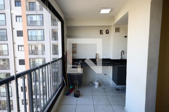 Sala de apartamento para alugar com 2 quartos, 49m² em Vila Yolanda, Osasco
