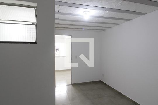 Apartamento para alugar com 1 quarto, 50m² em Jardim Esperança, Cabo Frio