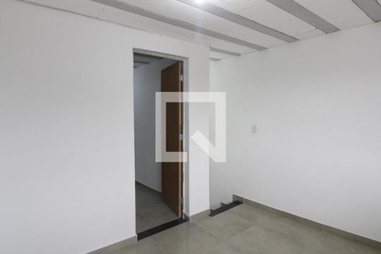 Apartamento para alugar com 1 quarto, 50m² em Jardim Esperança, Cabo Frio