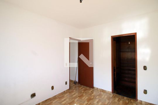 Quarto 1 de apartamento para alugar com 2 quartos, 70m² em Penha Circular, Rio de Janeiro