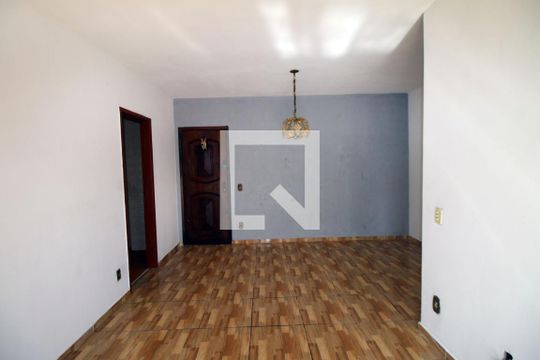 Sala de apartamento para alugar com 2 quartos, 70m² em Penha Circular, Rio de Janeiro