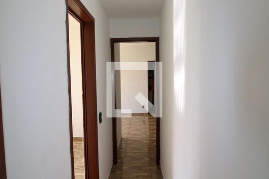 Sala - Corredor de apartamento para alugar com 2 quartos, 70m² em Penha Circular, Rio de Janeiro