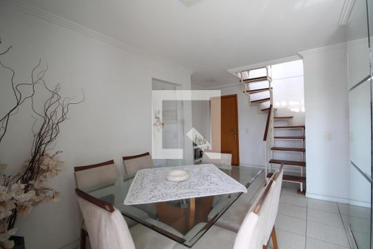 Sala 1 de apartamento à venda com 2 quartos, 100m² em Taquara, Rio de Janeiro