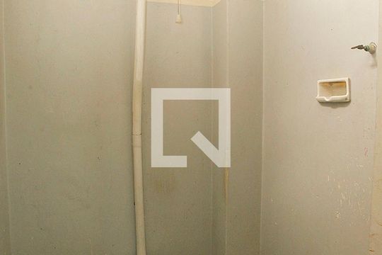 Banheiro 2 Serviço de apartamento para alugar com 2 quartos, 78m² em Santana, Porto Alegre