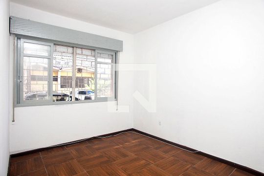 Quarto 1 de apartamento para alugar com 2 quartos, 78m² em Santana, Porto Alegre