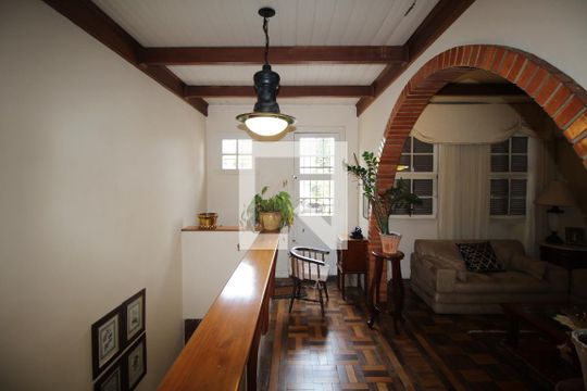Apartamento para alugar com 2 quartos, 150m² em Higienópolis, Porto Alegre