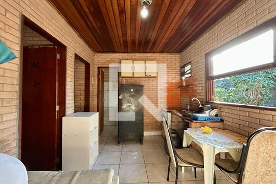 Sala/Cozinha de apartamento para alugar com 2 quartos, 36m² em São João do Rio Vermelho, Florianópolis