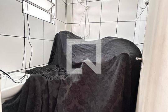 Banheiro de apartamento à venda com 3 quartos, 105m² em Jardim Santa Teresinha, São Paulo