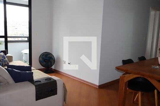 Sala de apartamento para alugar com 2 quartos, 50m² em Jardim Vila Formosa, São Paulo