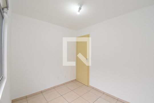Quarto 2 de apartamento à venda com 2 quartos, 40m² em Santa Cândida, Curitiba