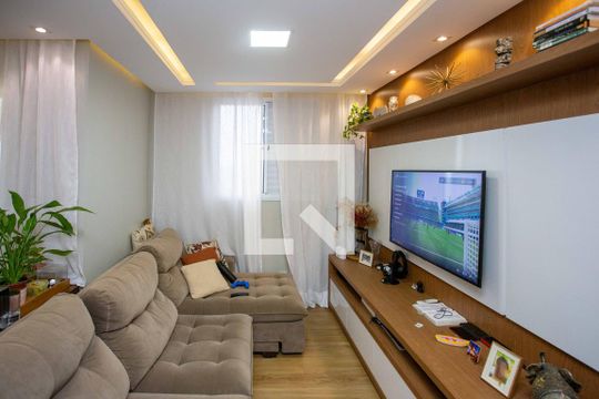 Sala de TV de apartamento para alugar com 2 quartos, 69m² em Conceição, Diadema