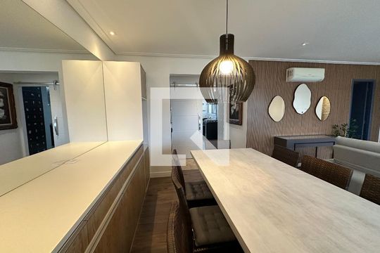 Sala de Jantar de apartamento para alugar com 4 quartos, 144m² em Alphaville, Santana de Parnaíba