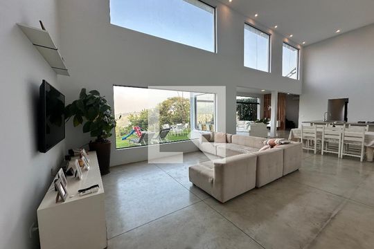 Sala de casa à venda com 3 quartos, 2967m² em Parque Vila Rica, Barueri