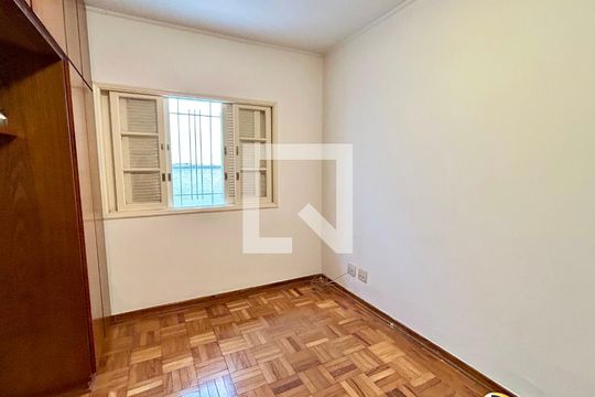 Quarto 1 de casa para alugar com 3 quartos, 190m² em Vila Rosalia, Guarulhos
